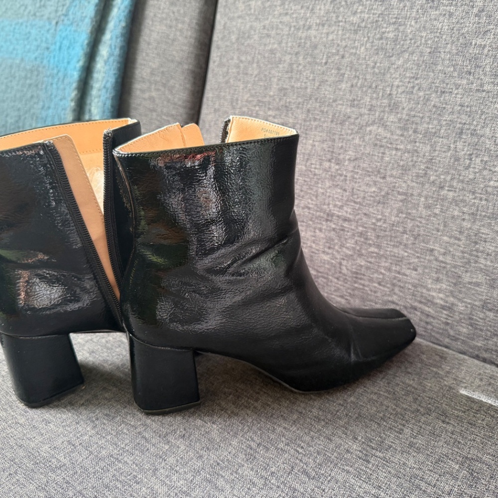 Black booties - image 5